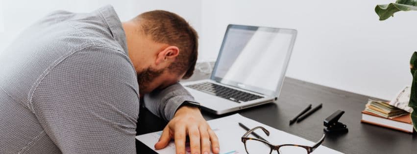 Why You Wake Up Feeling Tired (Even After 7–8 Hours of Sleep)